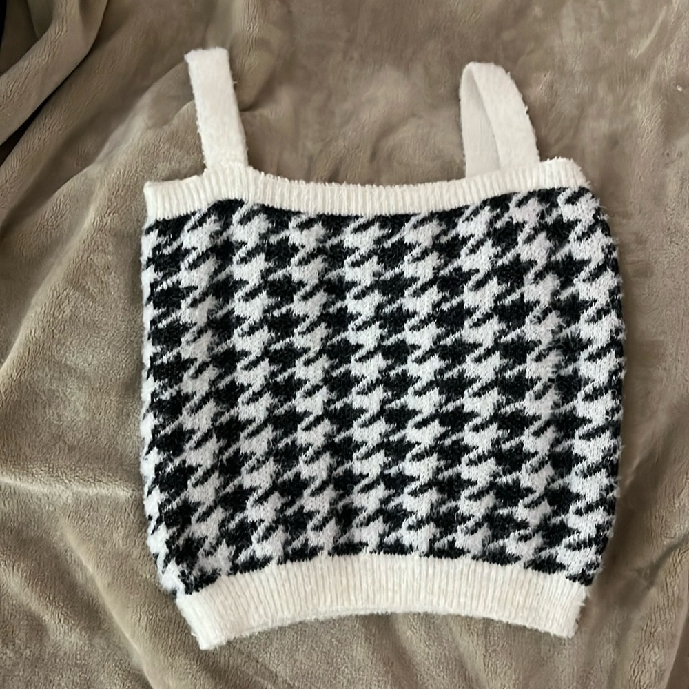 Star Fluffy Crop Top